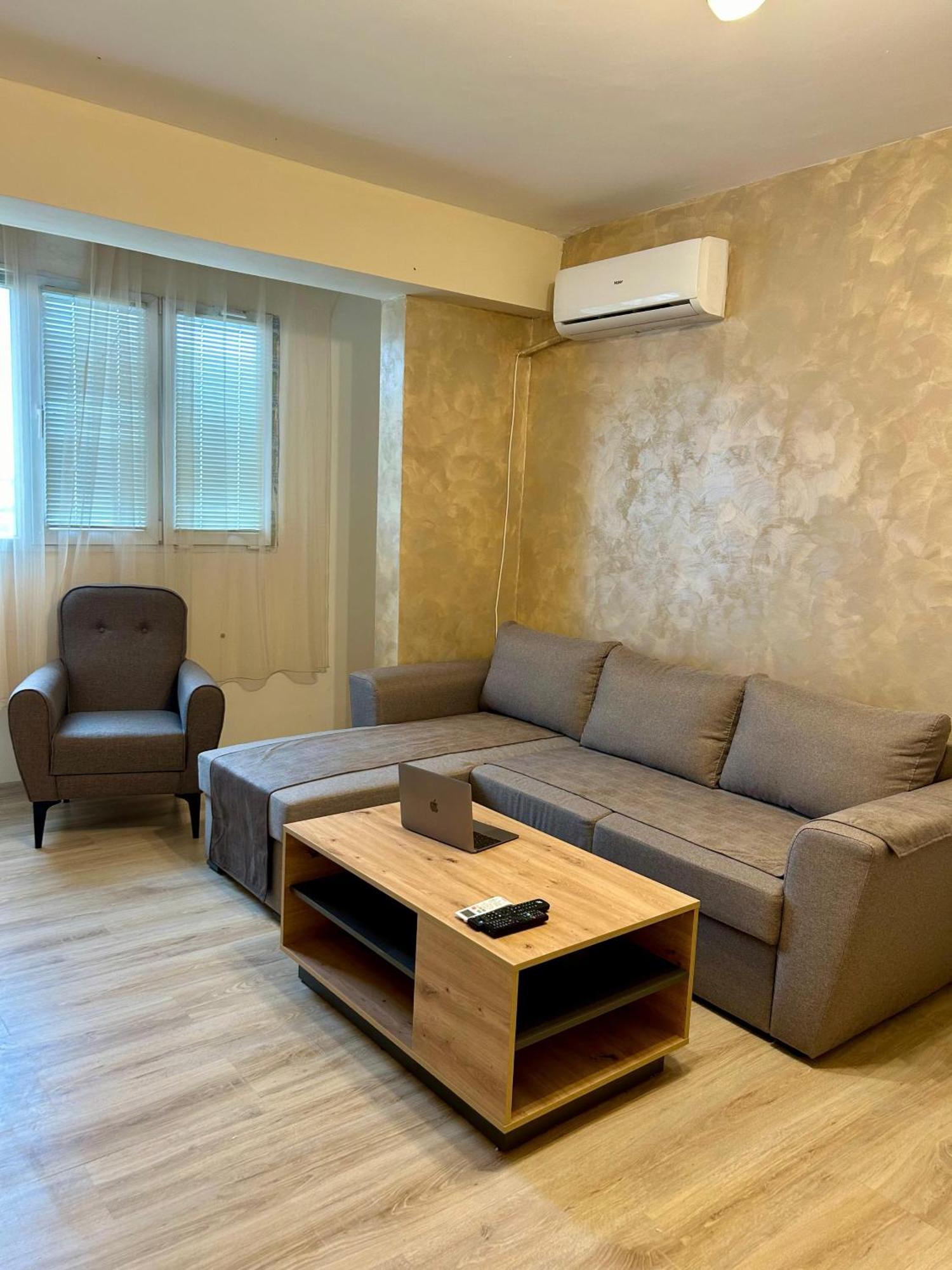 Петров 2 Apartment Vratsa Exterior photo